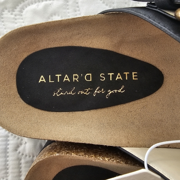 Altar'd State Serena Platform Sandals - Picture 7 of 16